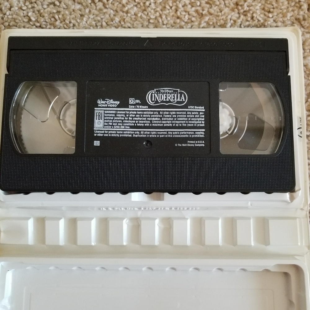 ♥️VINTAGE♥️ DISNEY VHS TAPE BUNDLE - Picture 7 of 16